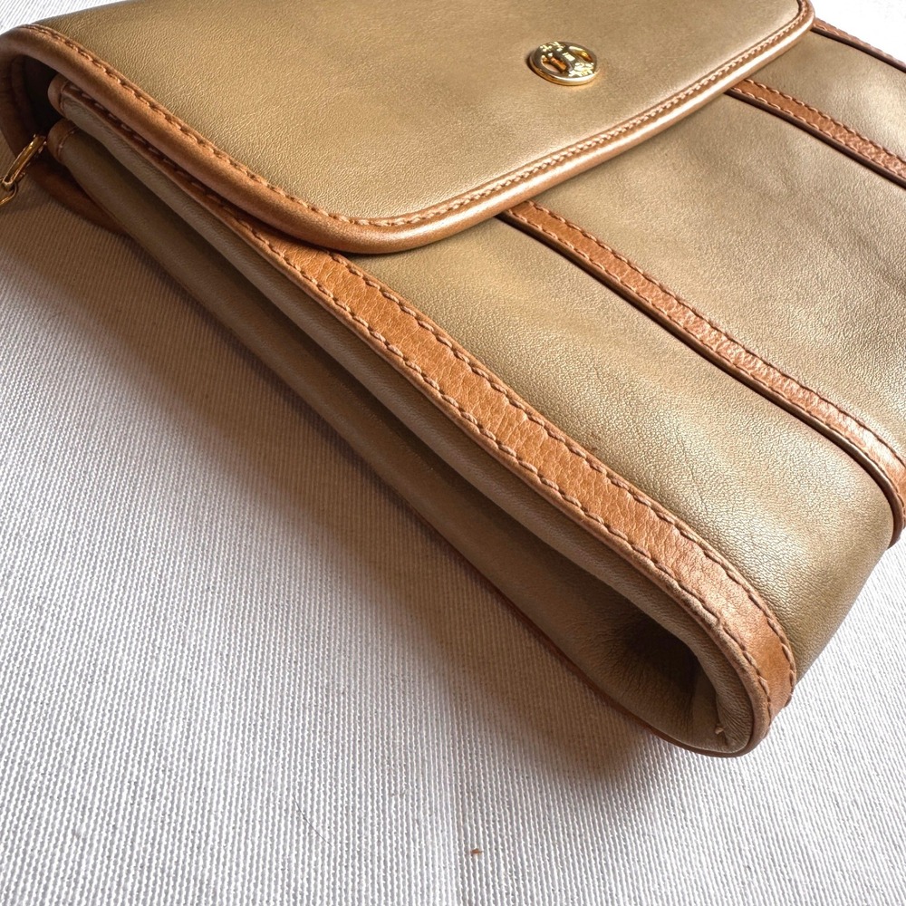 Vintage Celine Paris Triomphe Leather Chain Crossbody Tan Gold Hardware Flap - Picture 5 of 10
